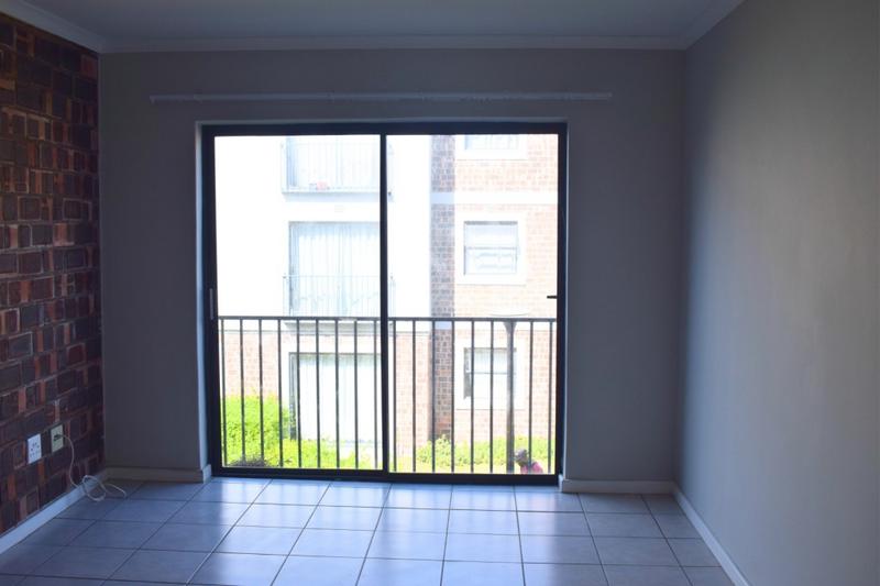 To Let 2 Bedroom Property for Rent in Century City Western Cape